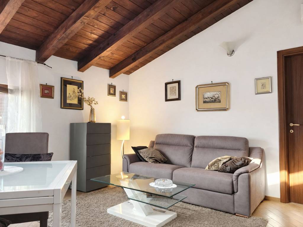 appartamento in vendita a Roma in zona Dragona/Bagnoletto