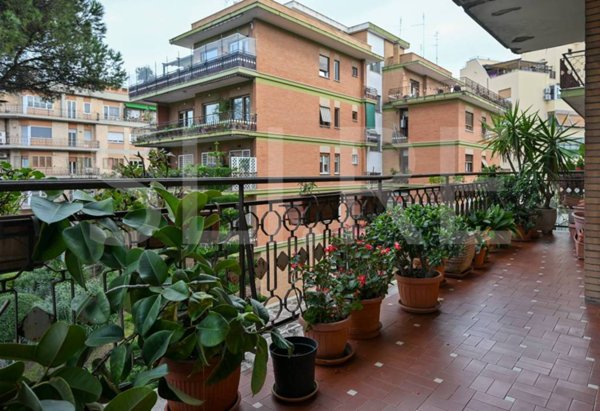 appartamento in vendita a Roma in zona Gianicolense