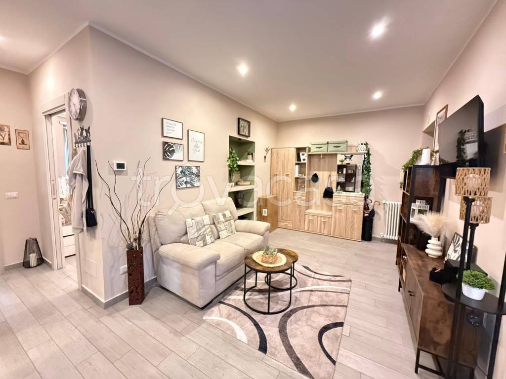 appartamento in vendita a Roma in zona Prenestino-Centocelle