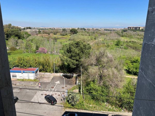 appartamento in vendita a Roma in zona Cinecittà