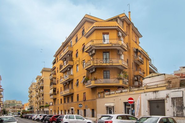 appartamento in vendita a Roma in zona Prenestino-Centocelle