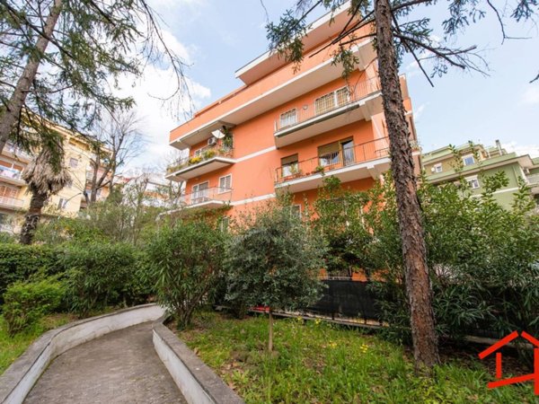 appartamento in vendita a Roma in zona Portuense