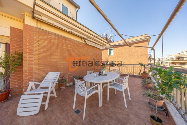 appartamento in vendita a Roma in zona Prenestino-Centocelle