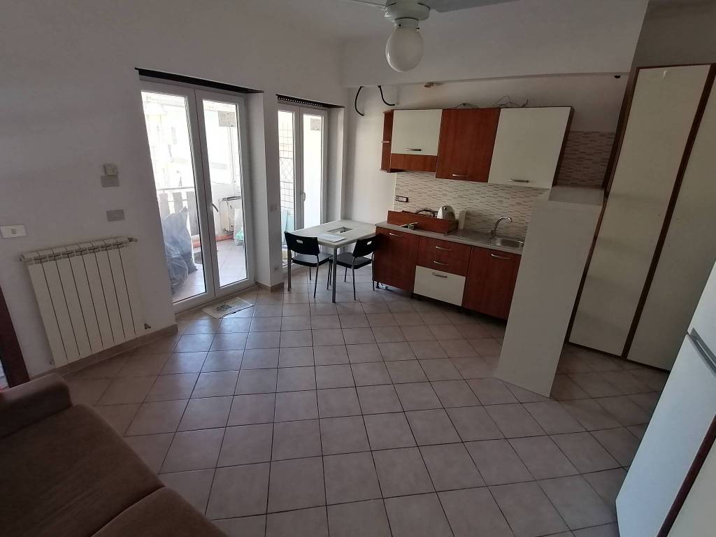 appartamento in vendita a Roma in zona Ostia