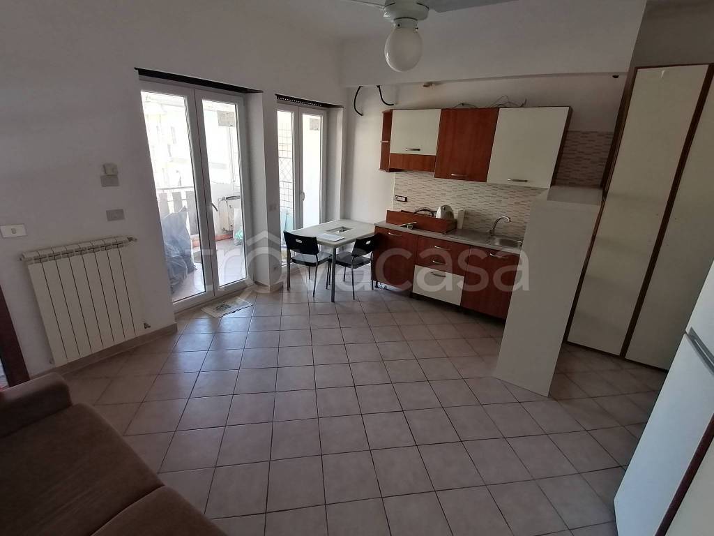 appartamento in vendita a Roma in zona Ostia