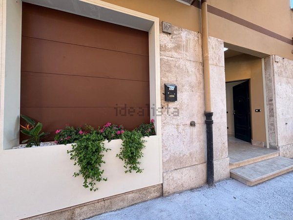 appartamento in vendita a Roma in zona Prenestino-Centocelle