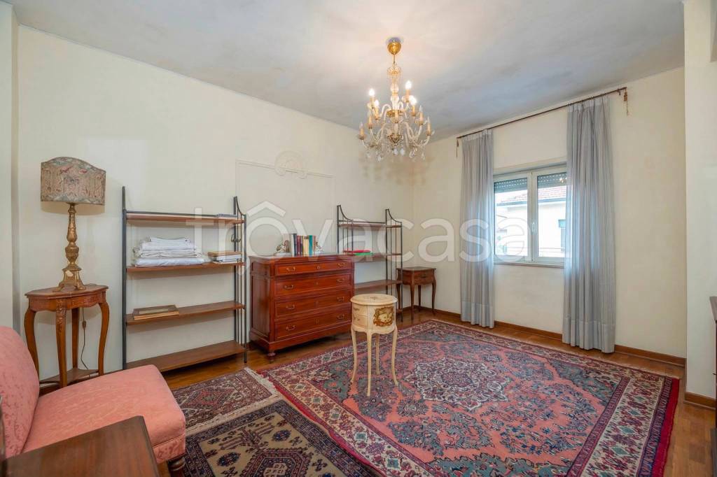 appartamento in vendita a Roma in zona Cinecittà