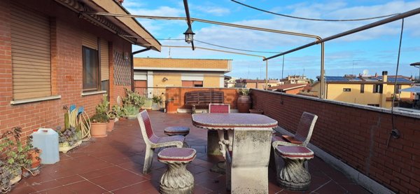 appartamento in vendita a Roma in zona Casal Morena