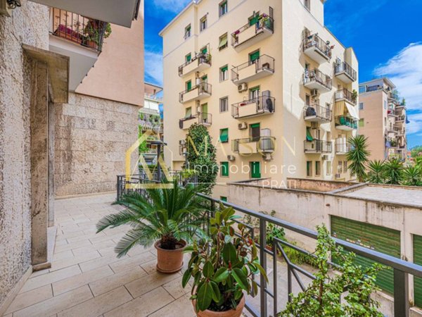 appartamento in vendita a Roma in zona Gianicolense