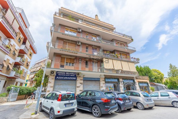 bivano in vendita a Roma in zona Alessandrino