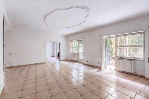 appartamento in vendita a Roma in zona Tor di Quinto