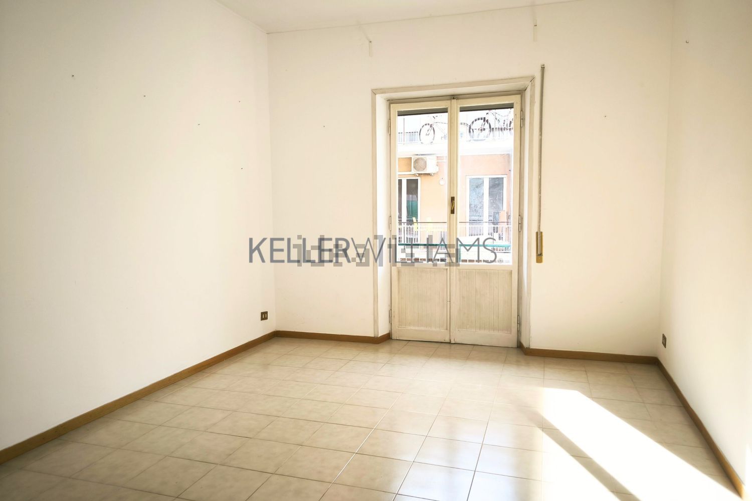 appartamento in vendita a Roma in zona Ardeatino