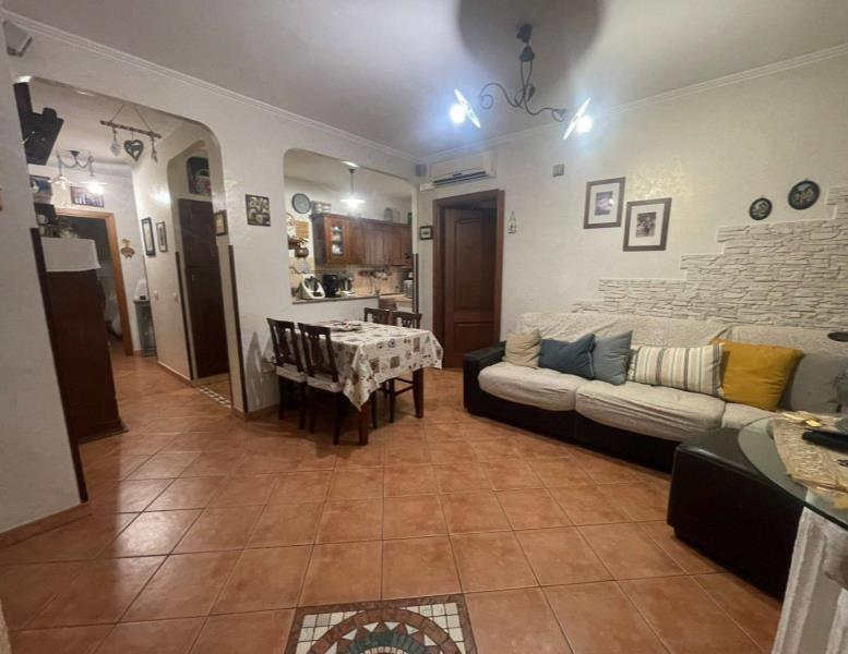 appartamento in vendita a Roma in zona Dragona/Bagnoletto