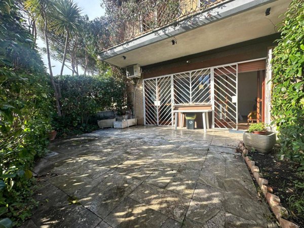 appartamento in vendita a Roma in zona Tre Pini - Poggio dei Fiori