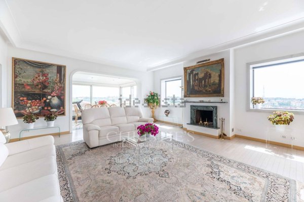 appartamento in vendita a Roma