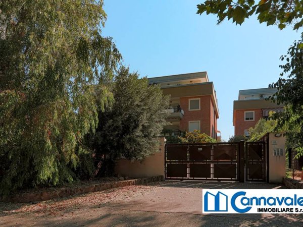 casa semindipendente in vendita a Roma in zona Acilia