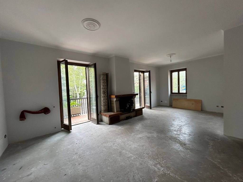appartamento in vendita a Roma in zona Tor di Quinto