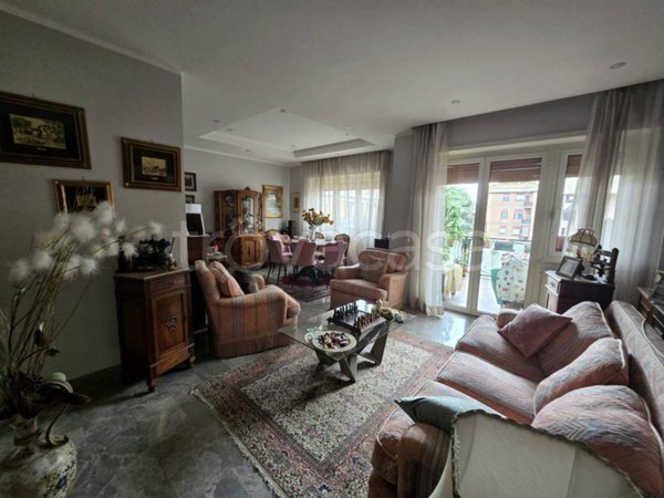 appartamento in vendita a Roma in zona Colle del Sole