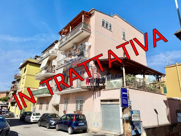 appartamento in vendita a Roma in zona Torre Maura