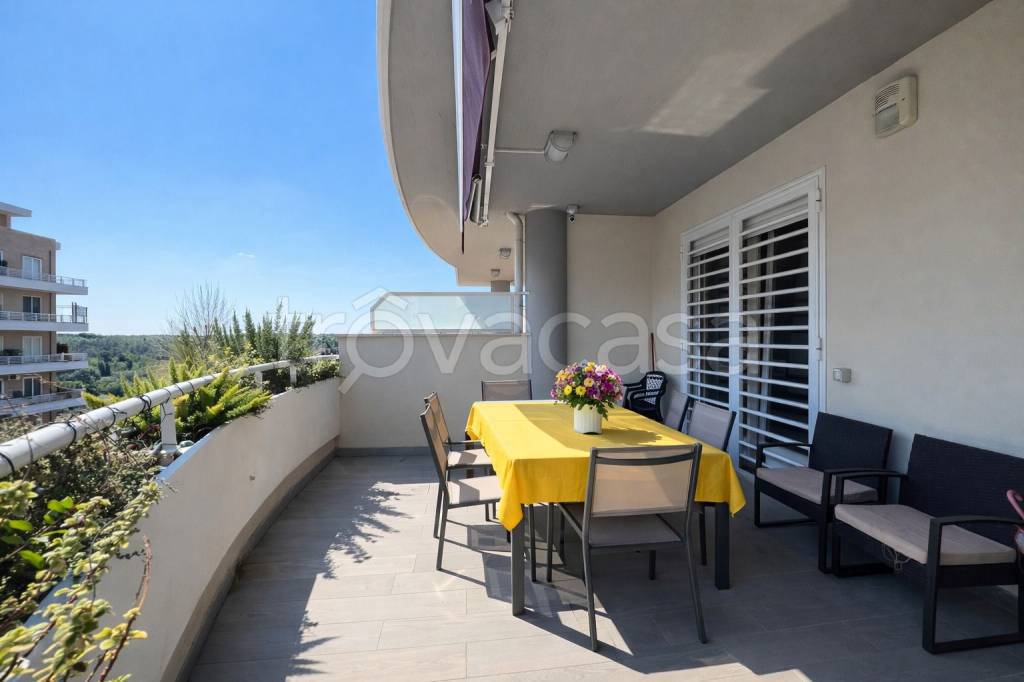 appartamento in vendita a Roma in zona Mezzocammino