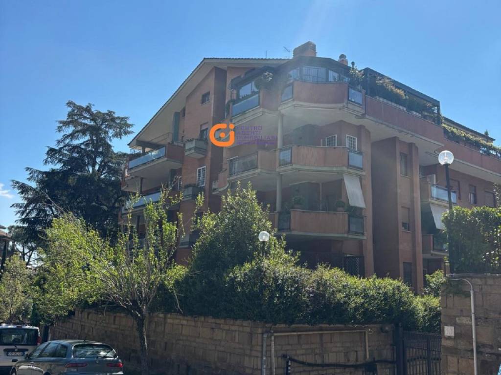 appartamento in vendita a Roma in zona Gianicolense
