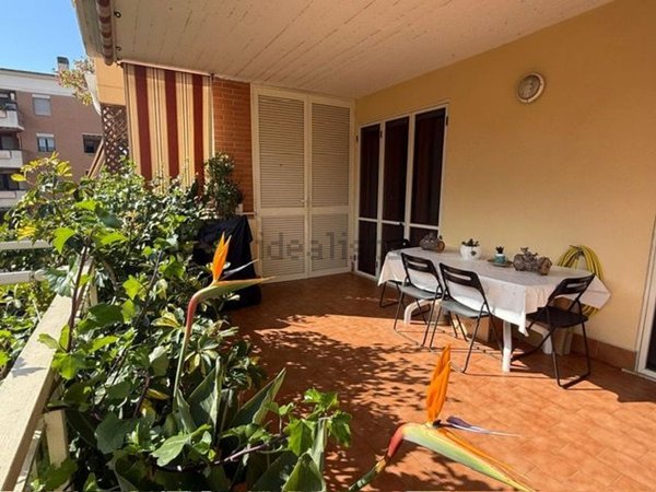 appartamento in vendita a Roma in zona Ostia