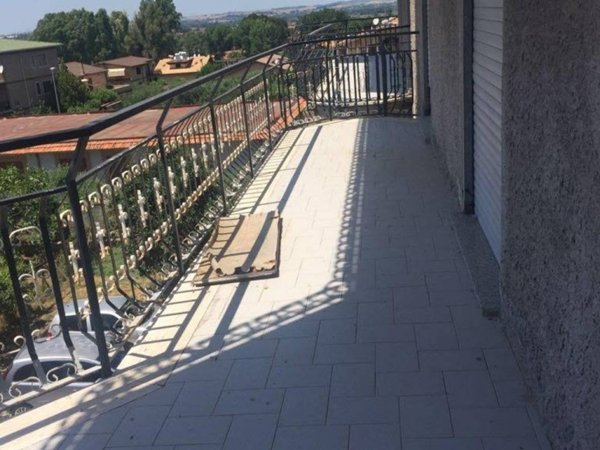 appartamento in vendita a Roma in zona Giardini di Corcolle