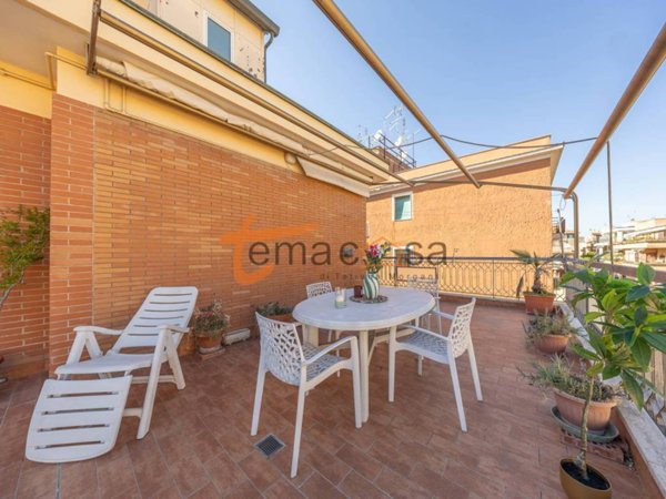 appartamento in vendita a Roma in zona Prenestino-Centocelle