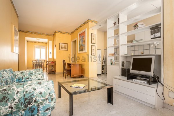 appartamento in vendita a Roma in zona Appio Latino