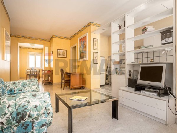 appartamento in vendita a Roma in zona Appio Latino