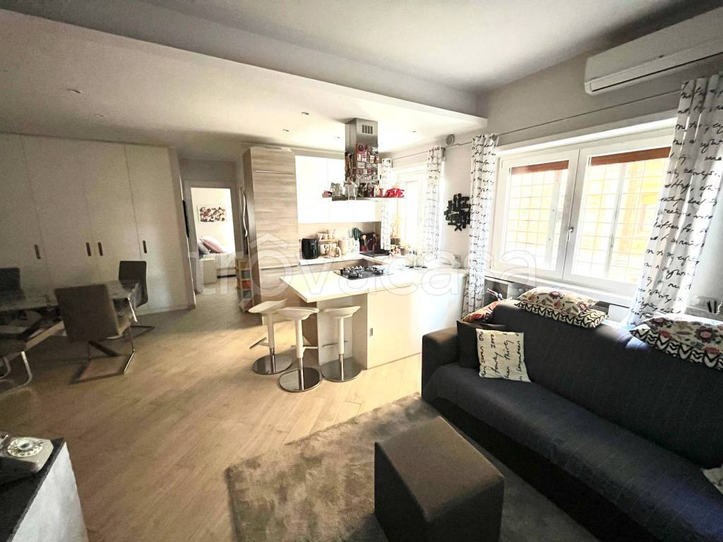 appartamento in vendita a Roma in zona Portuense