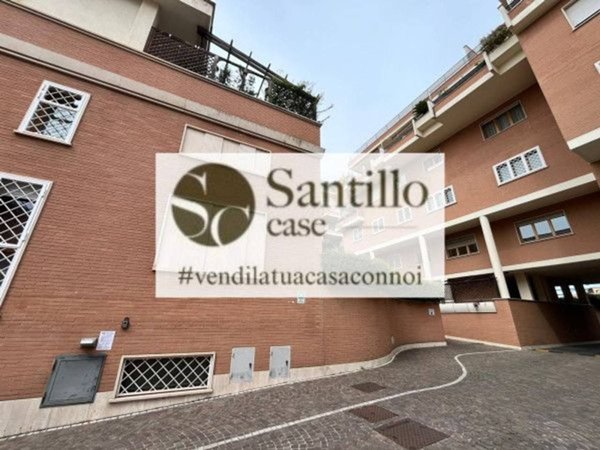 appartamento in vendita a Roma in zona Tuscolano