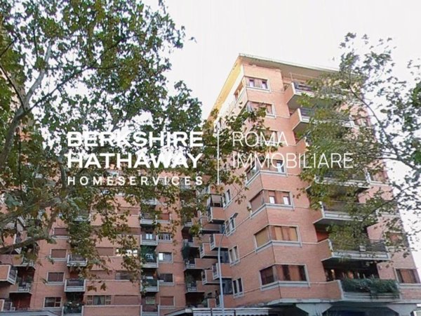 appartamento in vendita a Roma in zona Tuscolano
