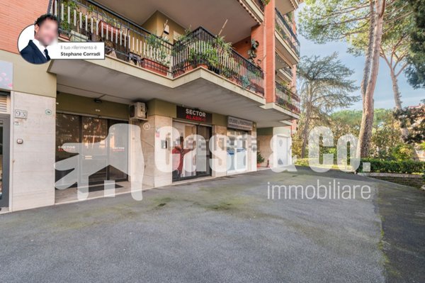 negozio in vendita a Roma in zona Salario