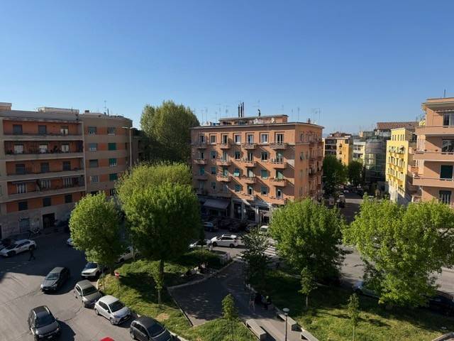 appartamento in vendita a Roma in zona Trieste