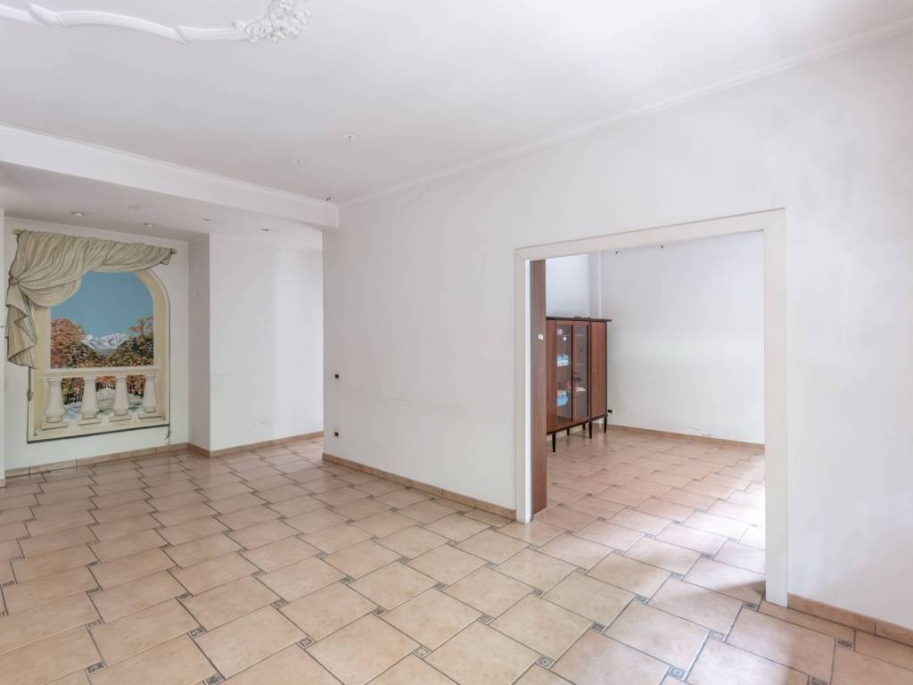 appartamento in vendita a Roma in zona Tor di Quinto