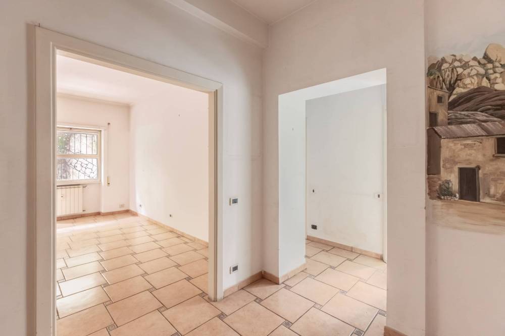 appartamento in vendita a Roma in zona Tor di Quinto