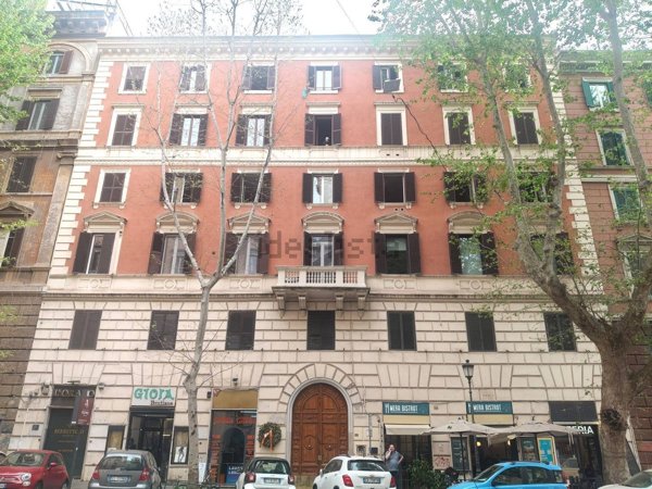 appartamento in vendita a Roma in zona Esquilino