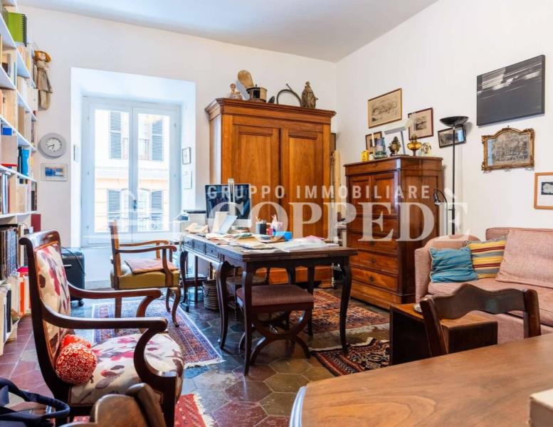 appartamento in vendita a Roma in zona Trastevere