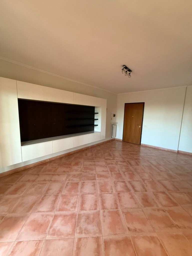 appartamento in vendita a Roma in zona Ostiense