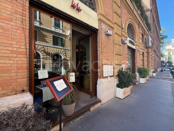 negozio in vendita a Roma in zona Ludovisi/Sallustiano