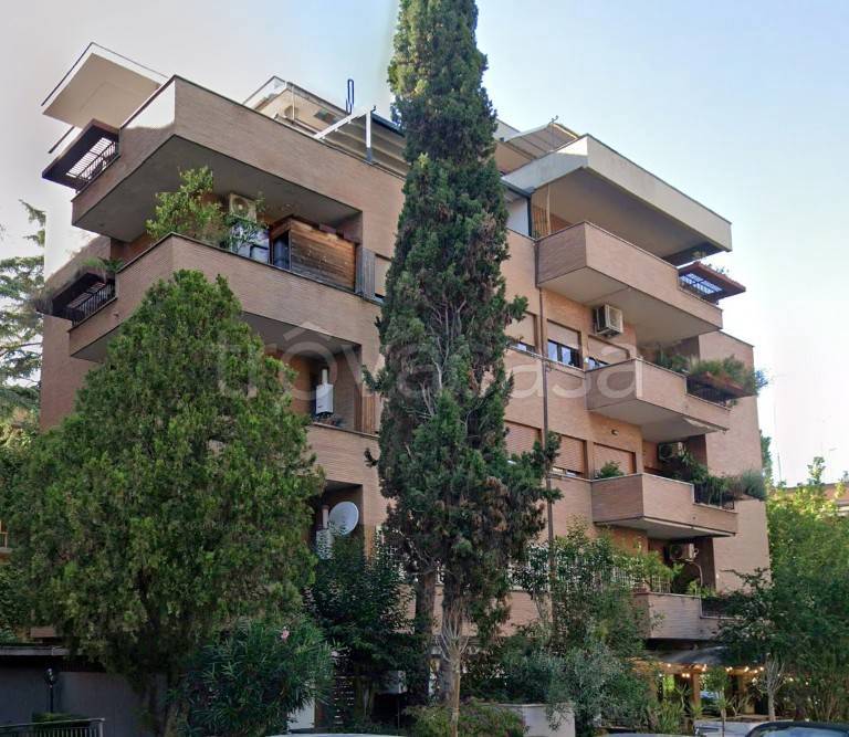 appartamento in vendita a Roma in zona Gianicolense