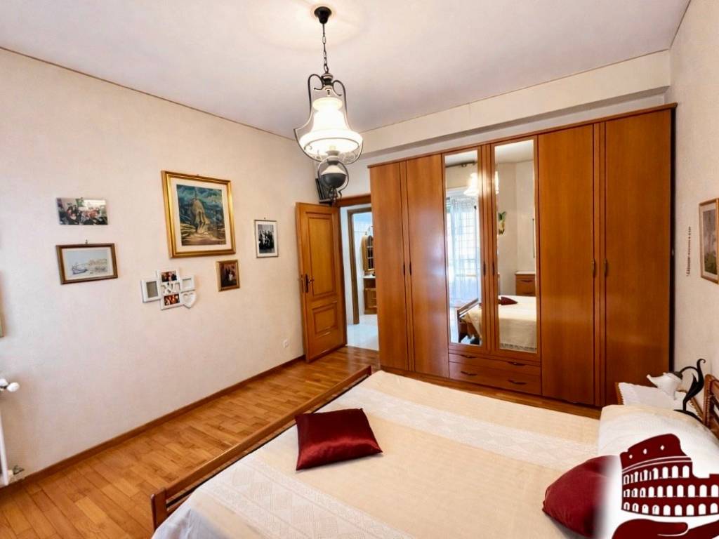 appartamento in vendita a Roma in zona Ardeatino