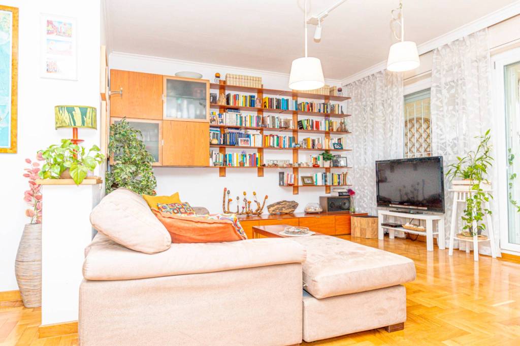 appartamento in vendita a Roma in zona EUR