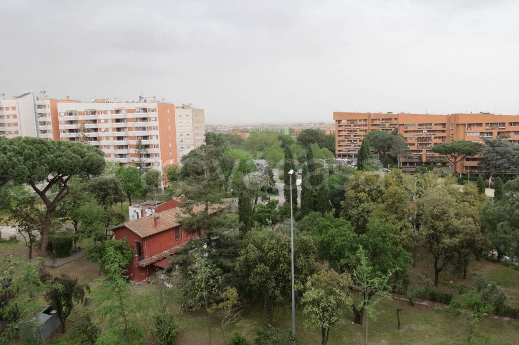 appartamento in vendita a Roma in zona Prenestino-Labicano