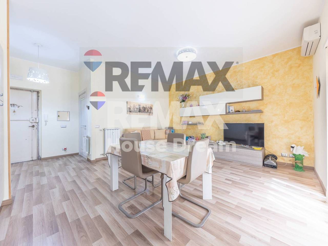 appartamento in vendita a Roma in zona Ostia