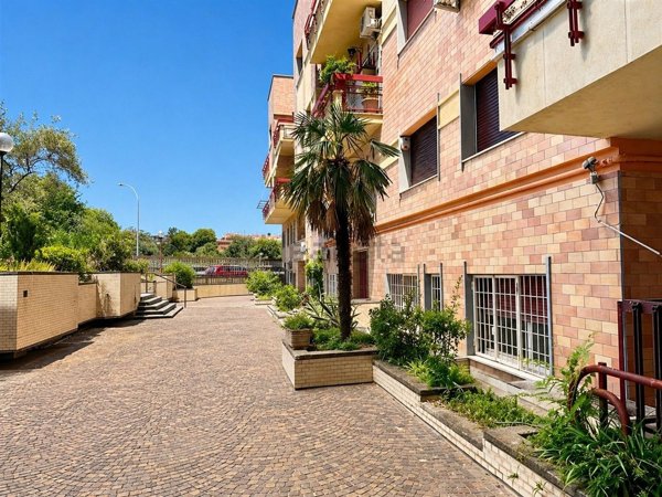 appartamento in vendita a Roma in zona Gianicolense