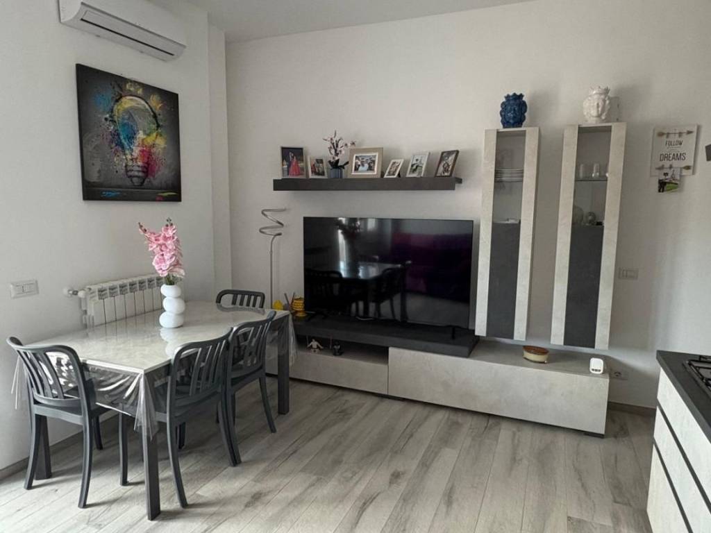 appartamento in vendita a Roma in zona Colle Prenestino