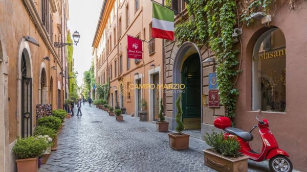 negozio in vendita a Roma in zona Campo Marzio