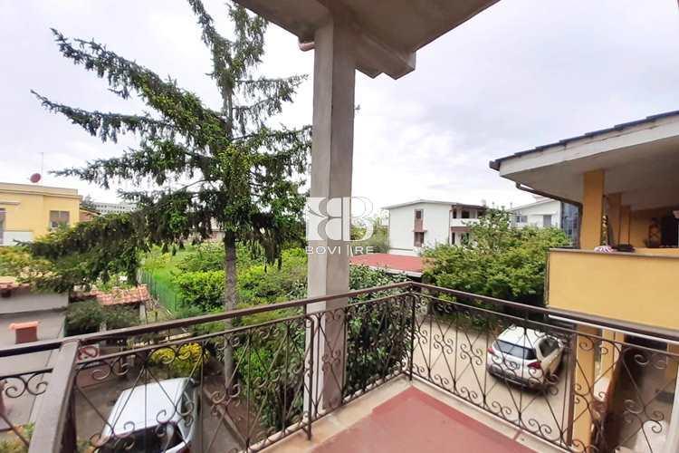 appartamento in vendita a Roma in zona Osteria del Curato